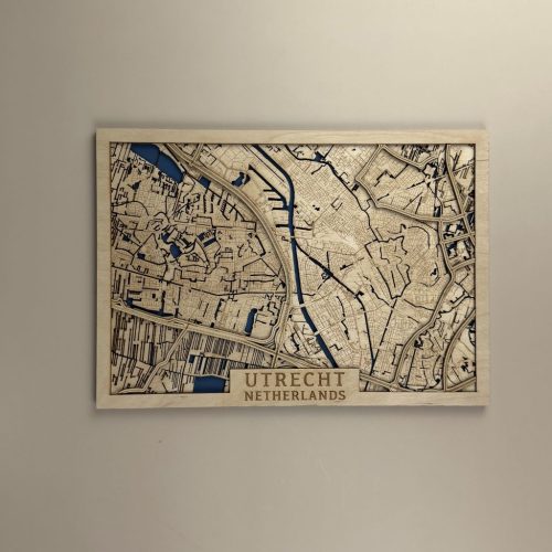 Carte en bois d'Utrecht – Décoration murale artisanale représentant la ville
